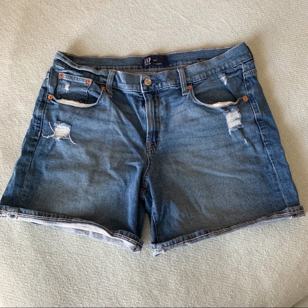 GAP 5” Denim Shorts, EUC